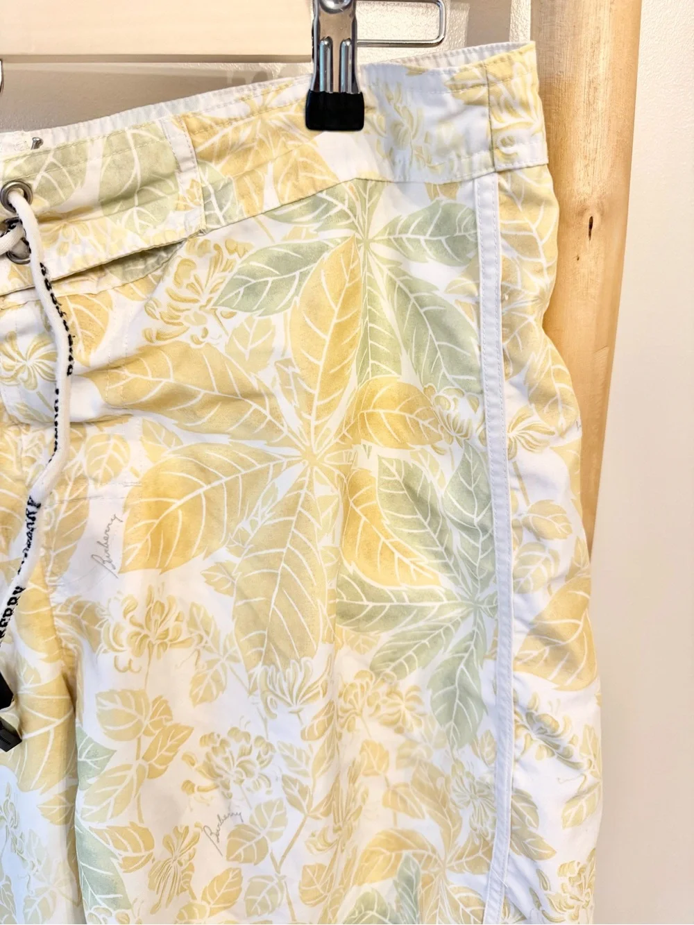 Burberry Designer Men’s Yellow Tropical Leaves Swim Shorts Beach Trunks M
